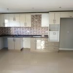 Квартира без мебели в новом комплексе в районе Авсаллар