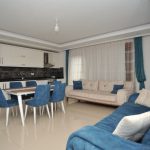 Садовый дуплекс 3+1 с мебелью в Махмутларе