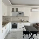 Квартира в аренду 1+1 в комплексе с инфраструктурой в центре Аланьи